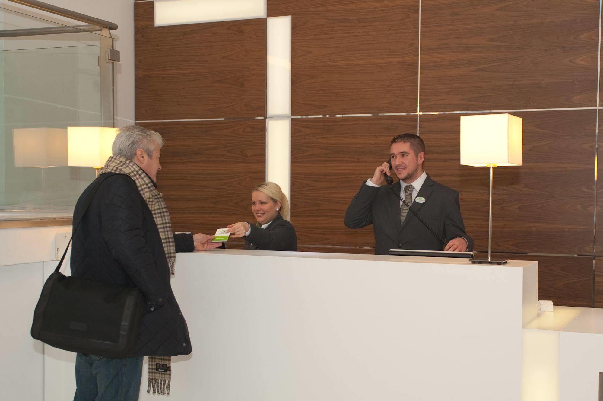 Holiday Inn Derby Riverlights By Ihg Exterior foto